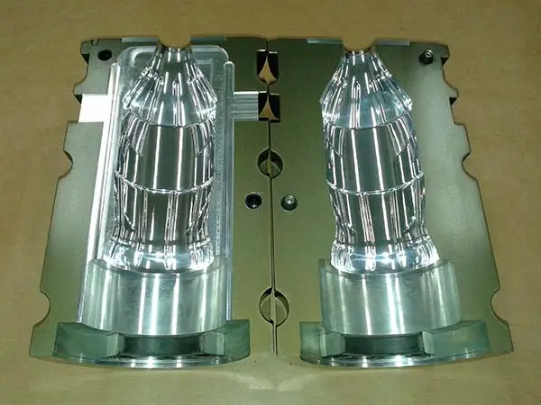 Ferramentaria de Moldes Plásticos